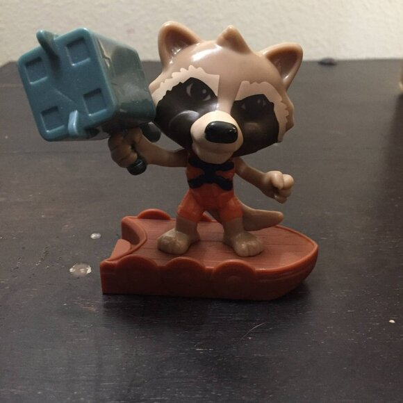 Marvel Action Figure Toy - Picture 2 of 5